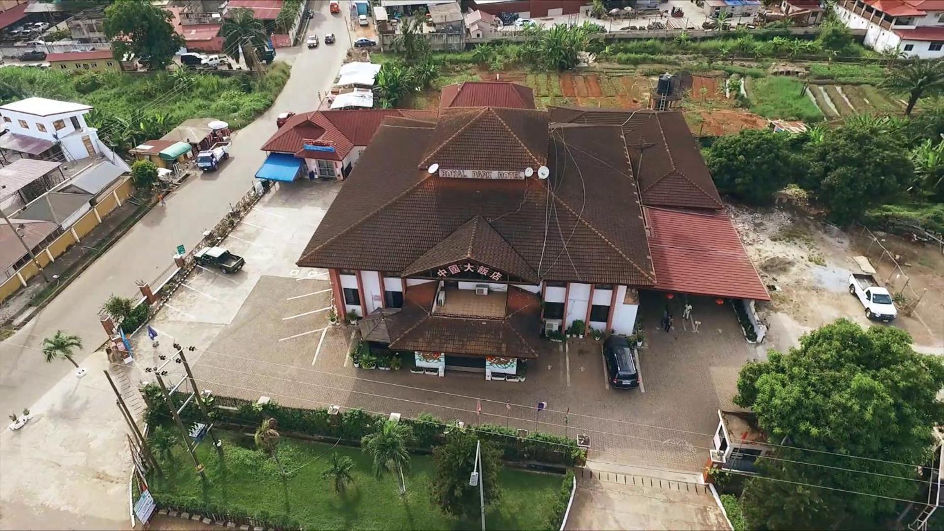 Royal Park Hotel And Chinese Restaurant Kumasi Extérieur photo