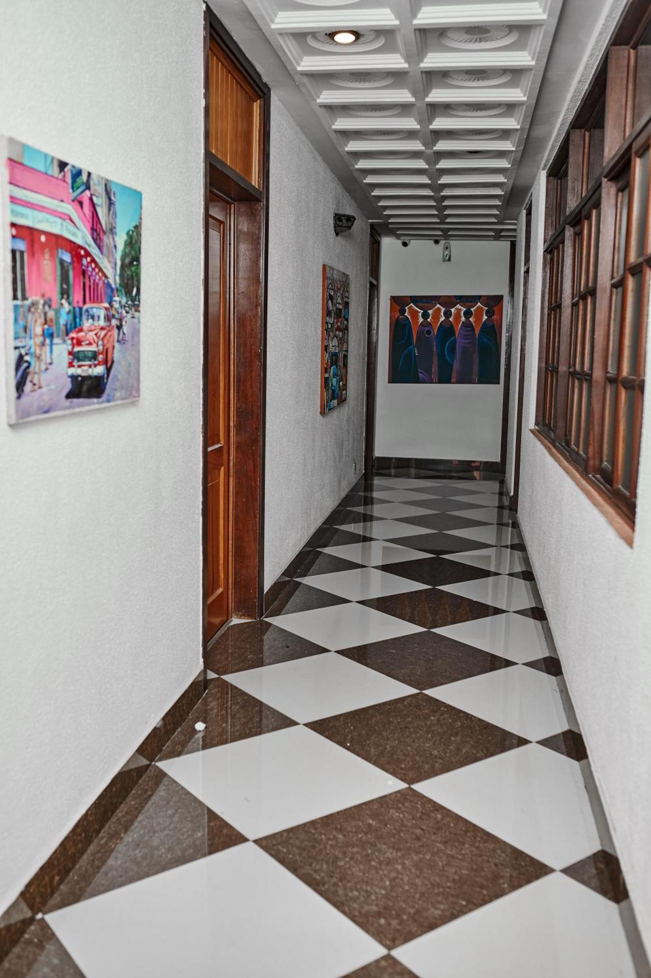 Royal Park Hotel And Chinese Restaurant Kumasi Extérieur photo