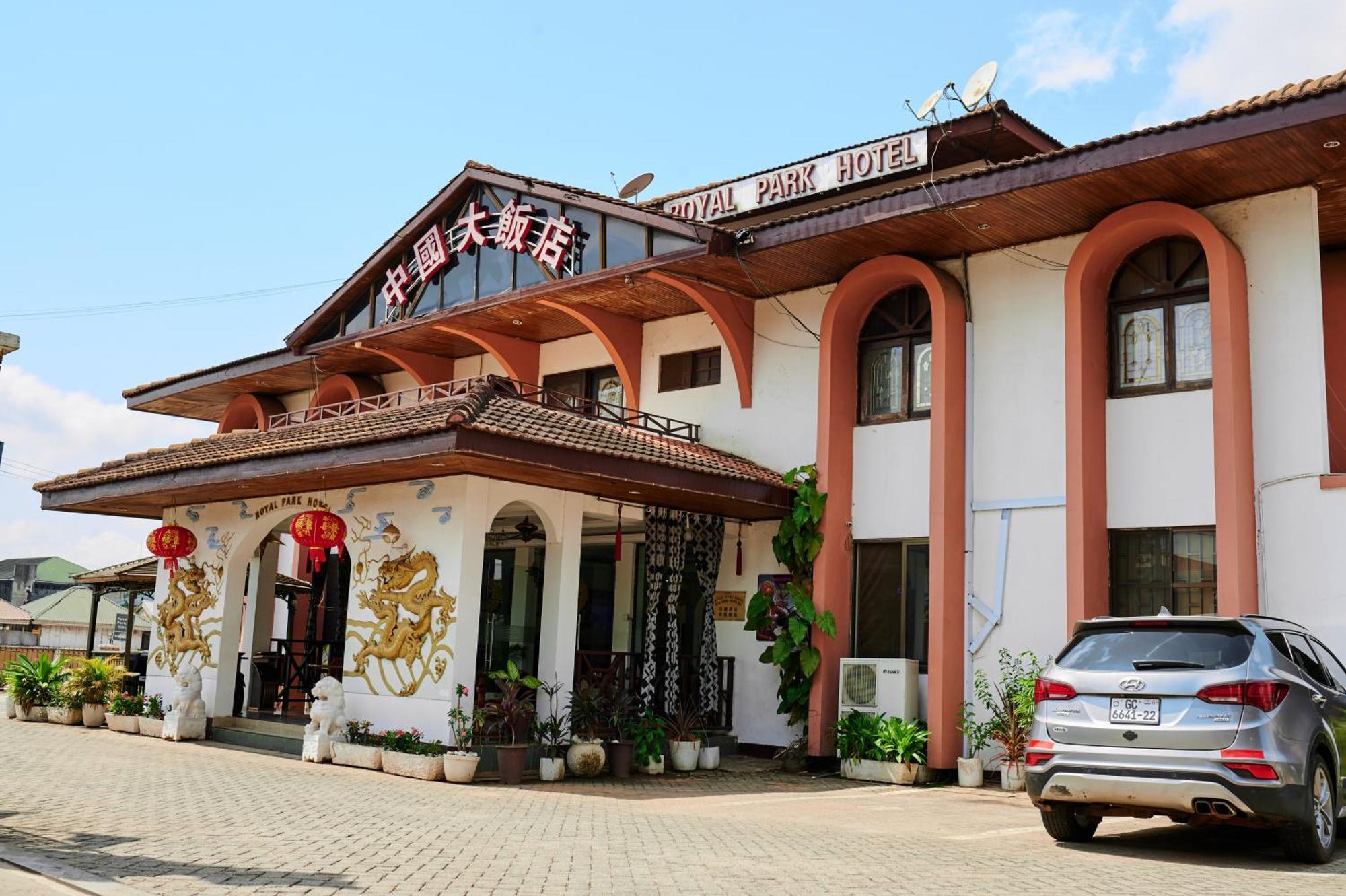 Royal Park Hotel And Chinese Restaurant Kumasi Extérieur photo