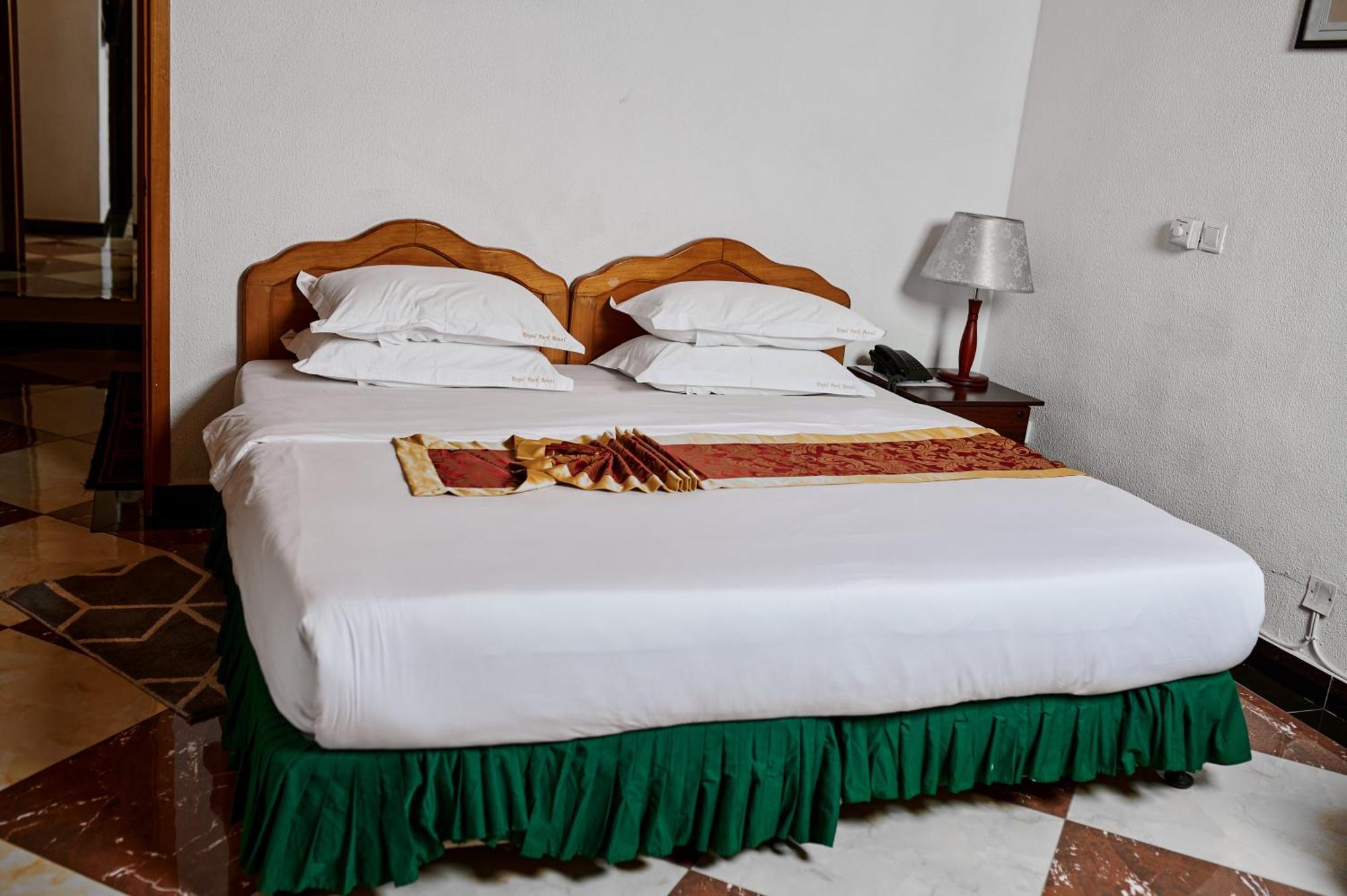 Royal Park Hotel And Chinese Restaurant Kumasi Extérieur photo